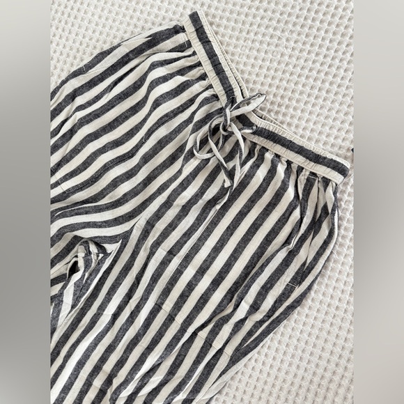 Universal Thread Black and White Striped Linen Set NWT - Picture 6 of 8